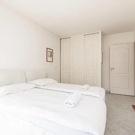 Victoria Sole & Mare Apartmán *