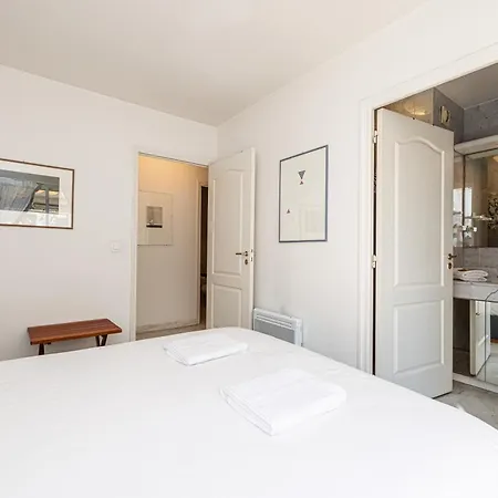 Victoria Sole & Mare