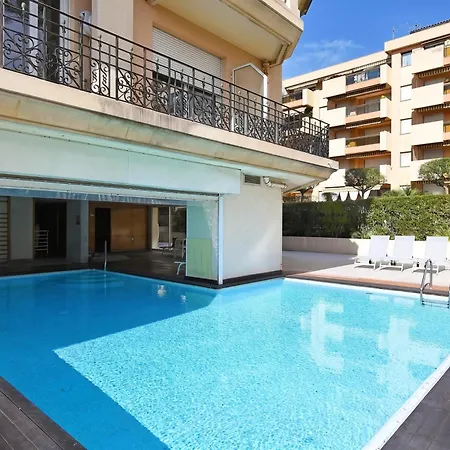 Victoria Sole & Mare Menton