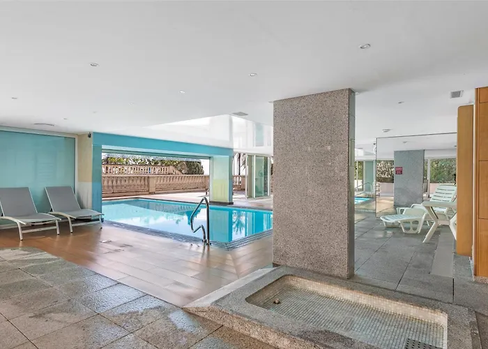 Victoria Sole & Mare